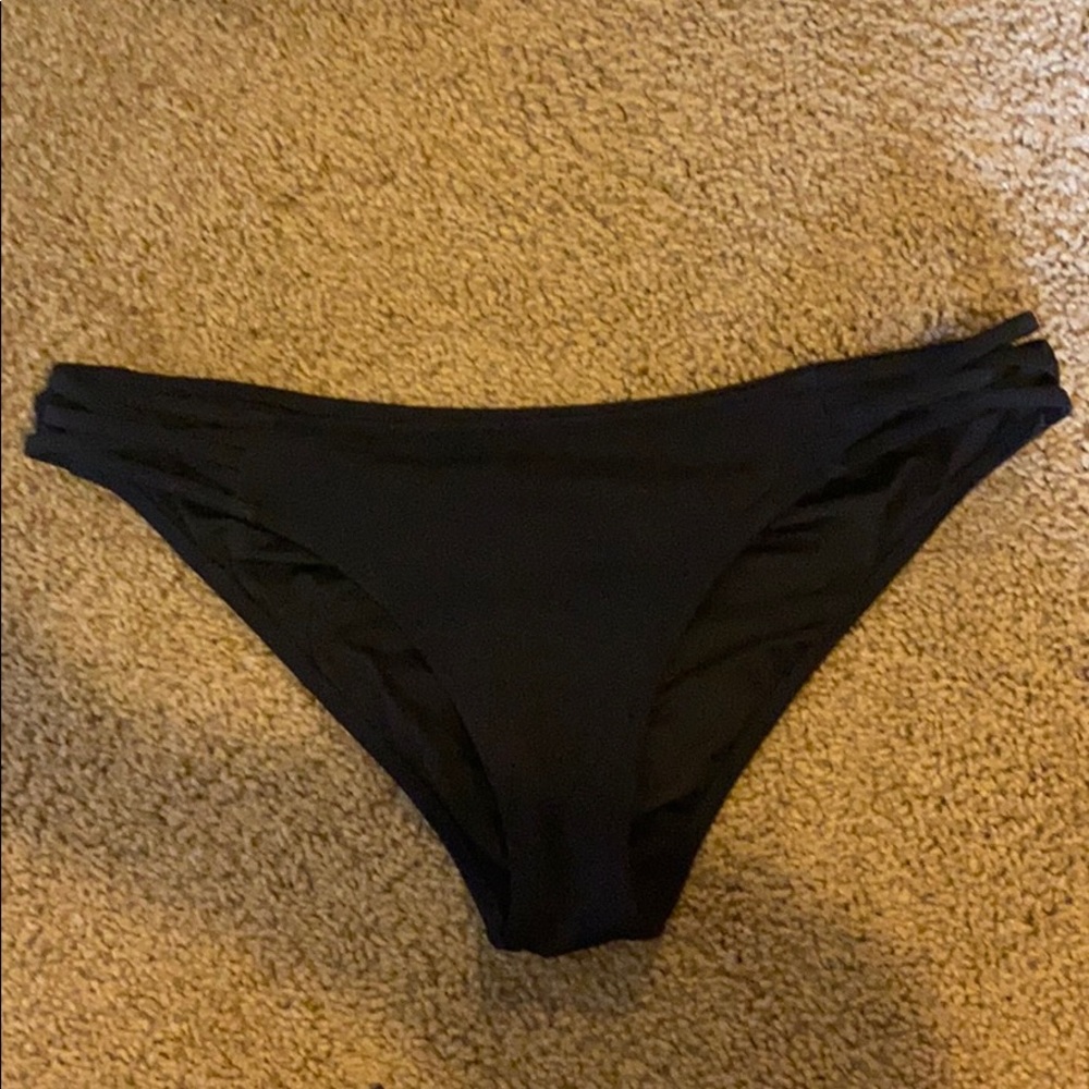 Swimsuit bottoms